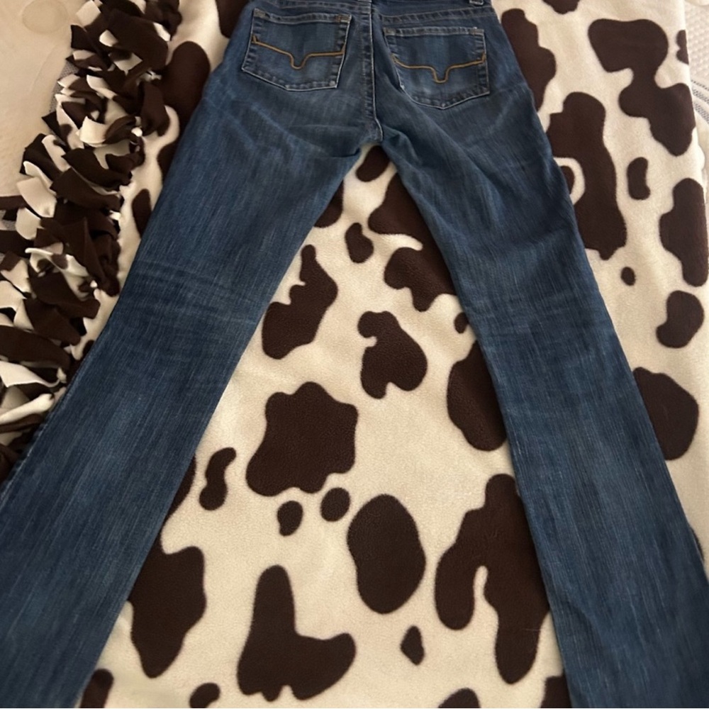 Jeans size 26x36 kimes. Barely ever worn, one small year under belt loop